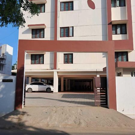 Mayfair Service Apartments Coimbatore Eksteriør billede