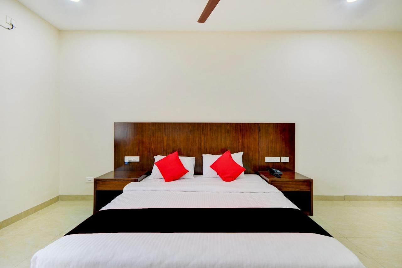 Mayfair Service Apartments Coimbatore Eksteriør billede